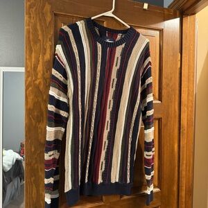 Hollister Men's Navy and Burgundy Striped Crewneck Sweater